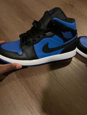 Nike Air Jordan 1 Mid - Black and Blue